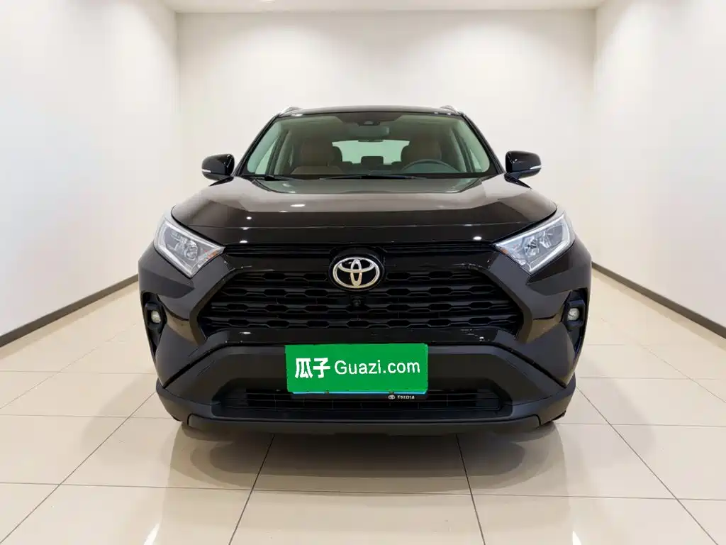 Toyota RAV4 — миниатюра 2