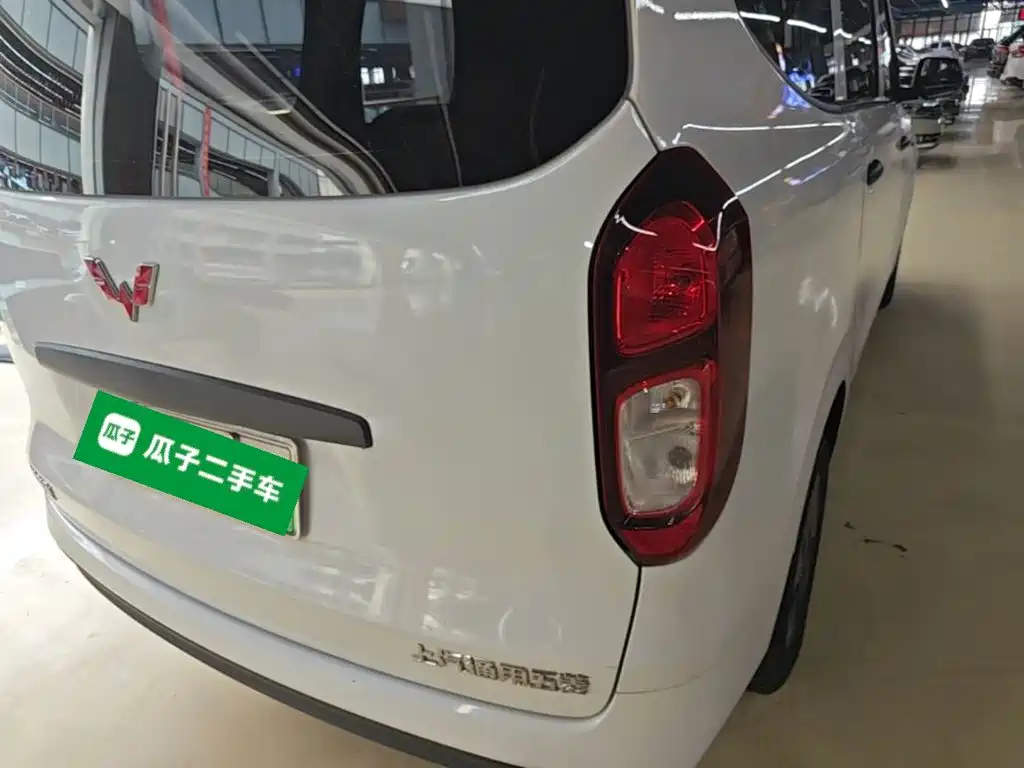 Wuling Hongguang EV — миниатюра 8