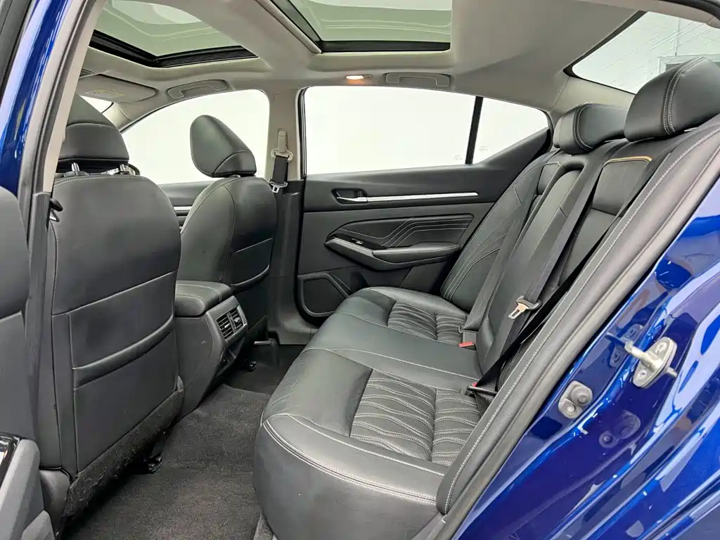 Nissan Teana — миниатюра 14