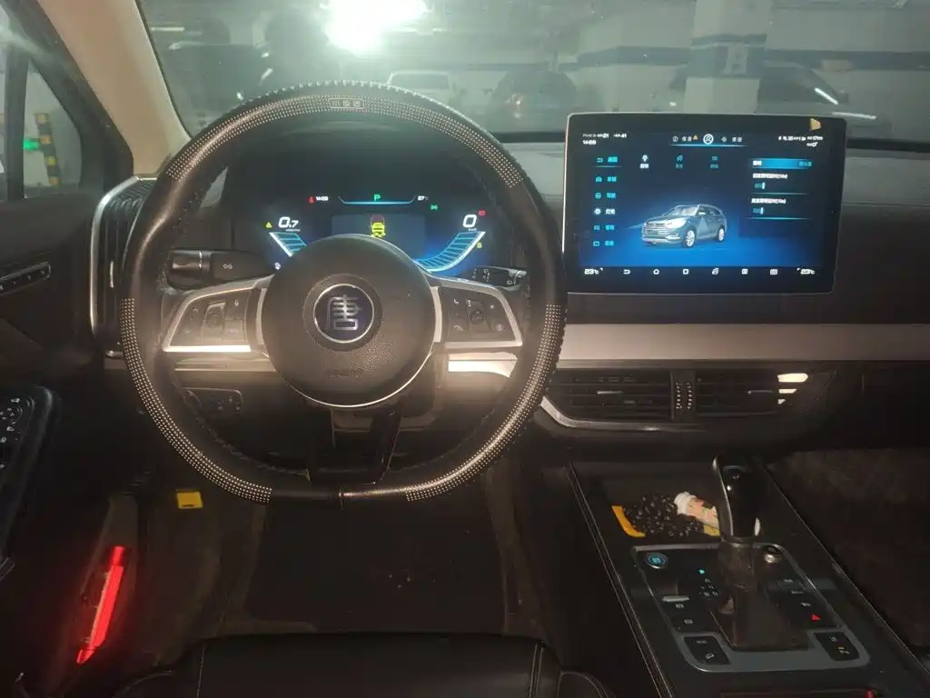 BYD Tang — миниатюра 6