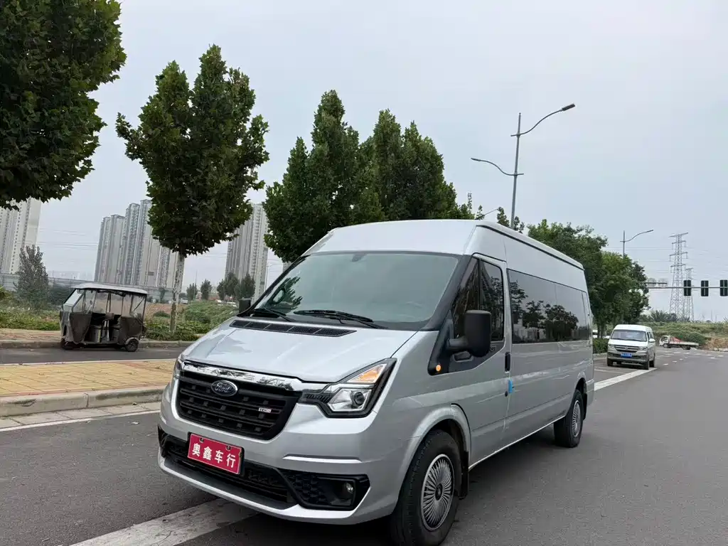 Ford Transit Custom — миниатюра 2