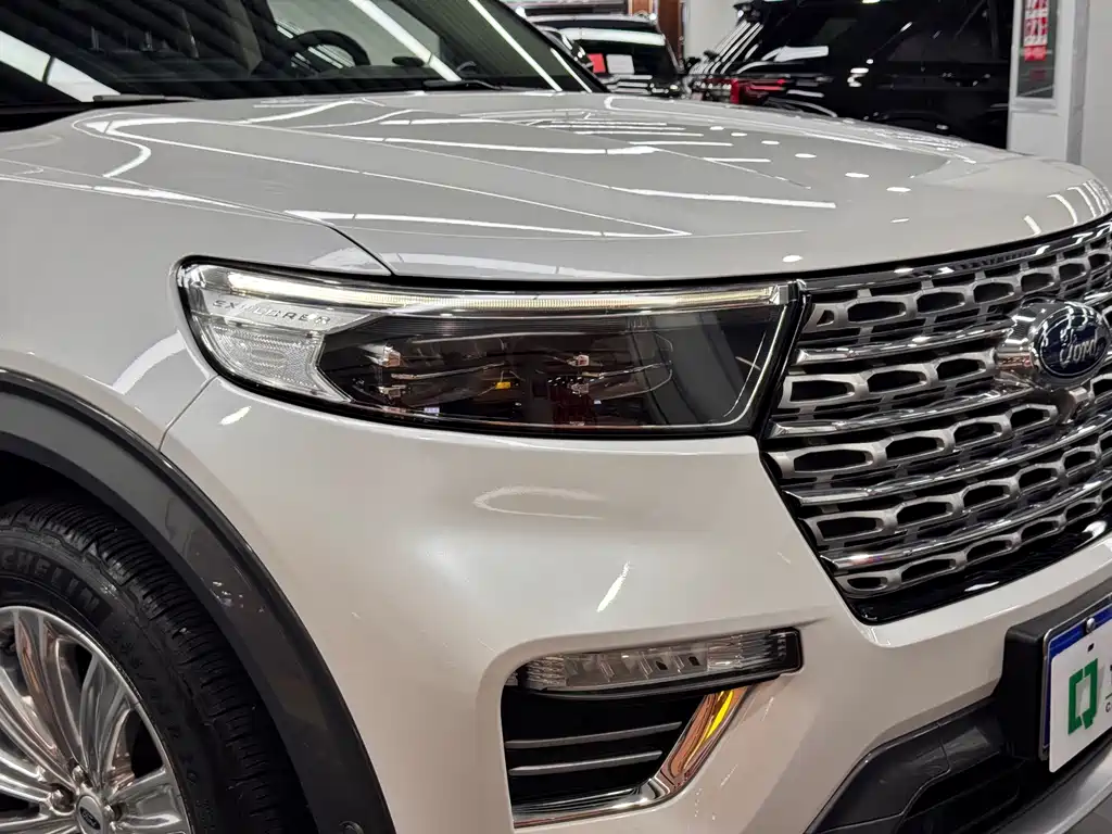 Ford Explorer — миниатюра 13