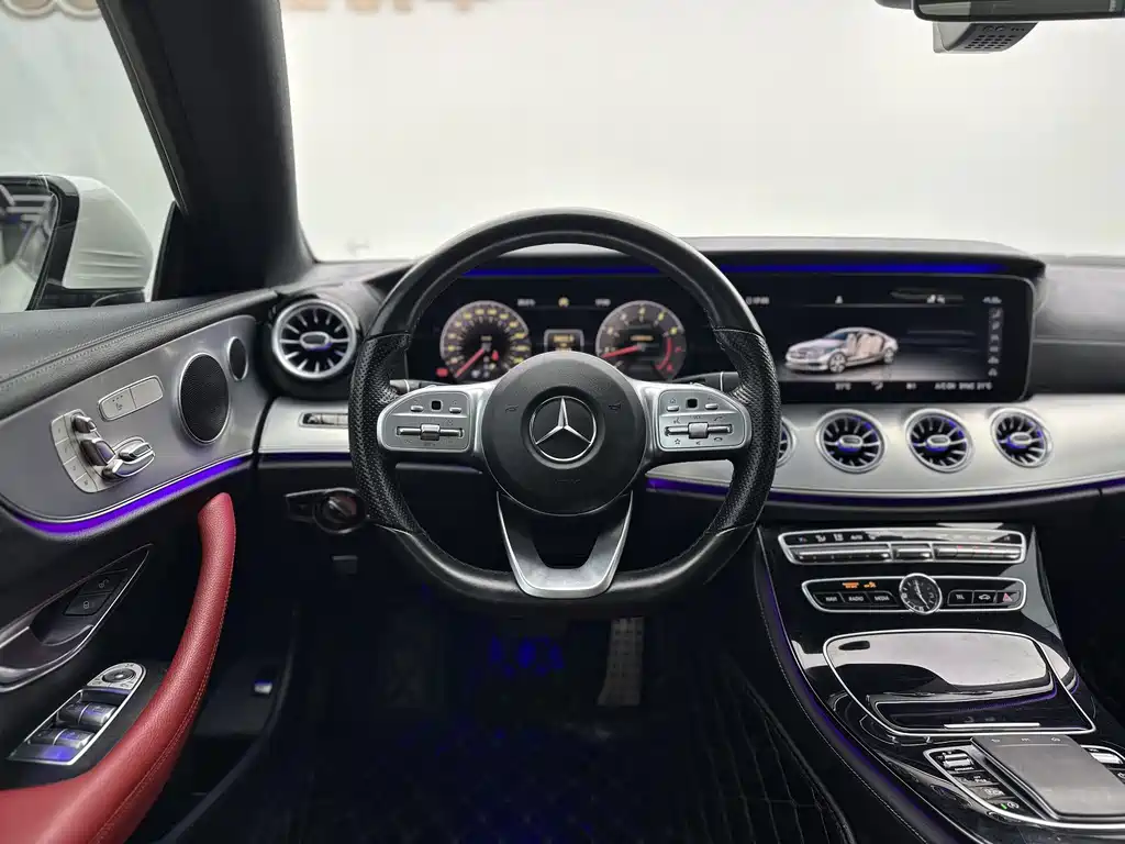 Mercedes-Benz E-Class (Import) — миниатюра 8