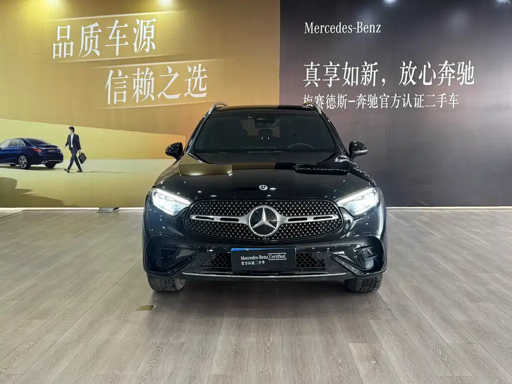 MERCEDES-BENZ GLC