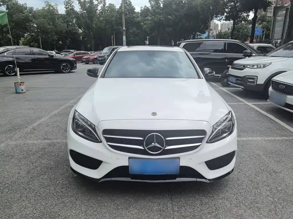 Mercedes-Benz C-Class — миниатюра 3