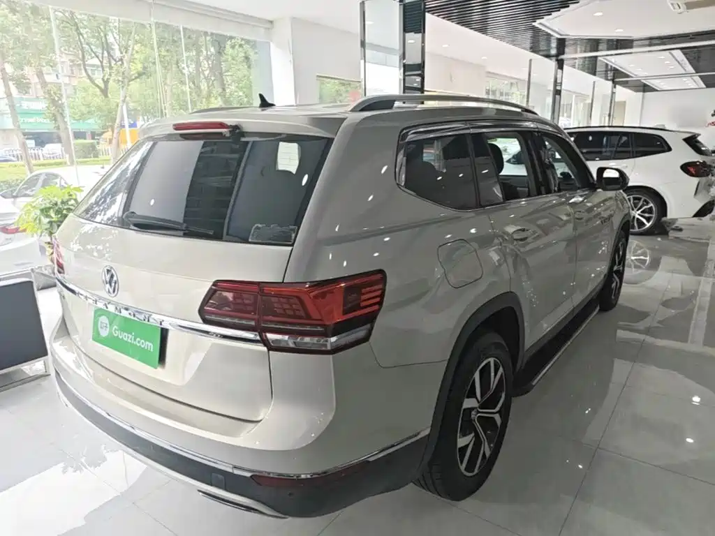 Volkswagen Teramont — миниатюра 7
