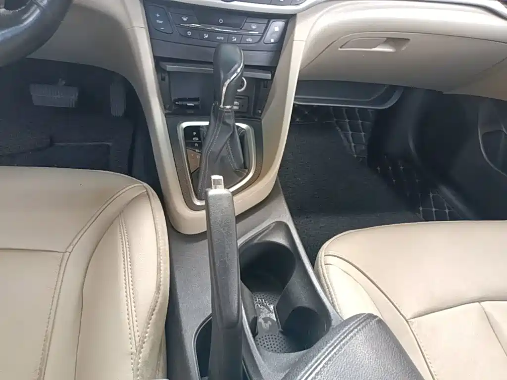 Buick Excelle — миниатюра 14