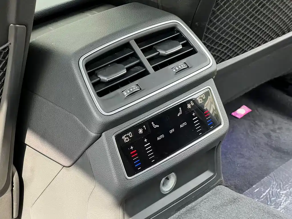 Audi A6L — миниатюра 13
