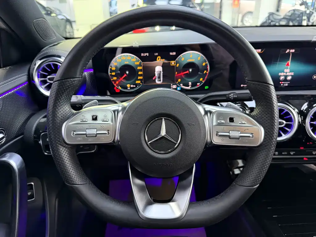 Mercedes-Benz A-Class — миниатюра 11