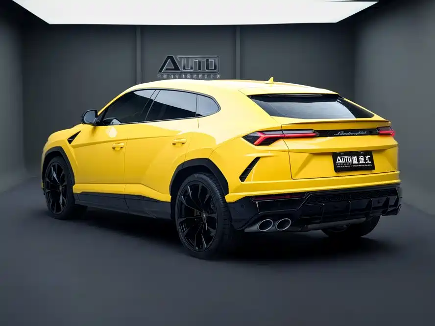 Lamborghini Urus — миниатюра 6