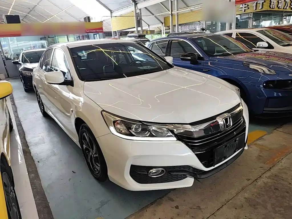 Honda Accord — миниатюра 4
