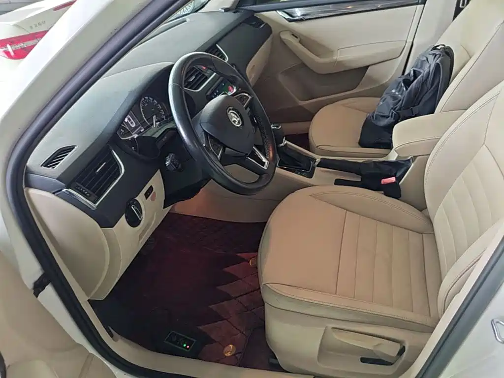 Skoda Octavia — миниатюра 15