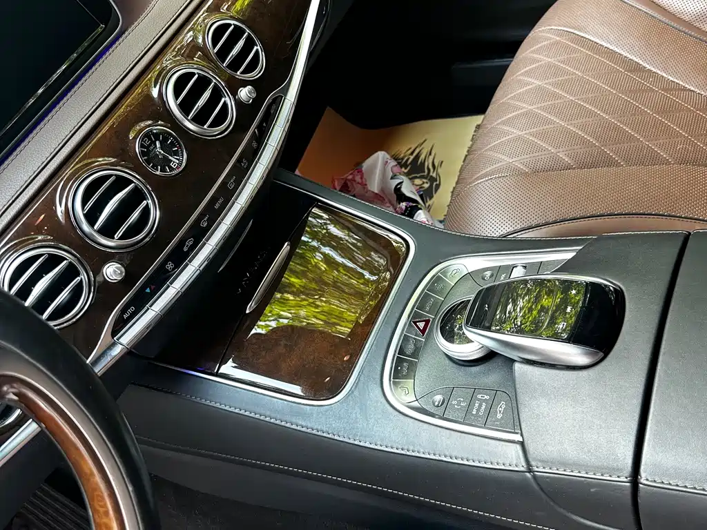 Mercedes-Benz S-Class — миниатюра 9