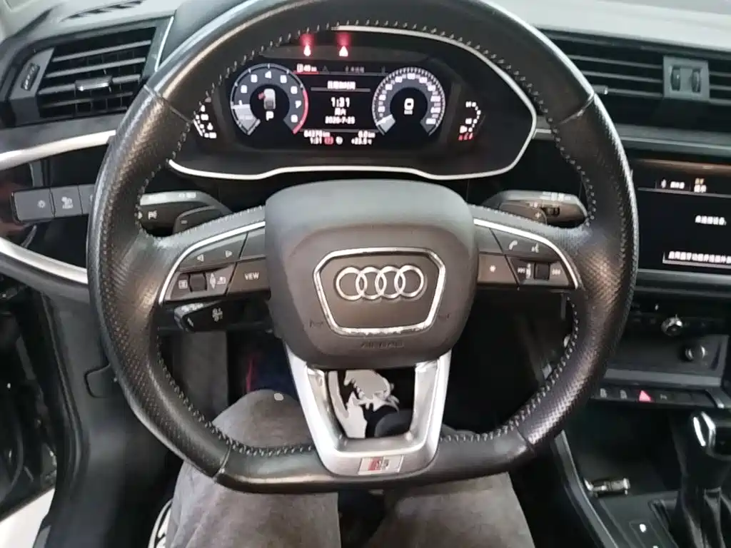 Audi Q3 Sportback — миниатюра 7