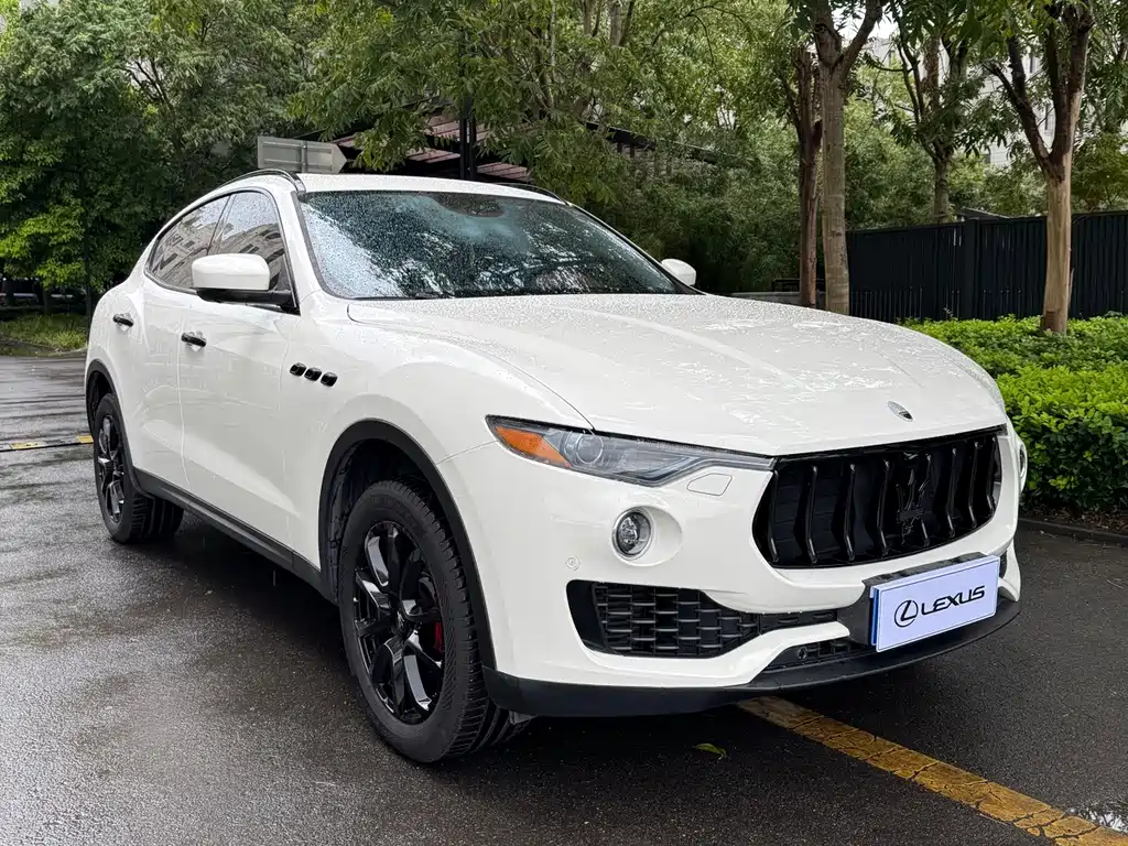 Maserati Levante — миниатюра 3