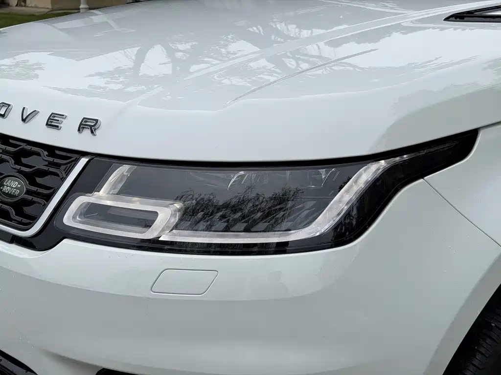 Land Rover Sport PHEV — миниатюра 10