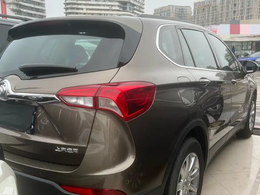 Buick Envision Plus — миниатюра 10