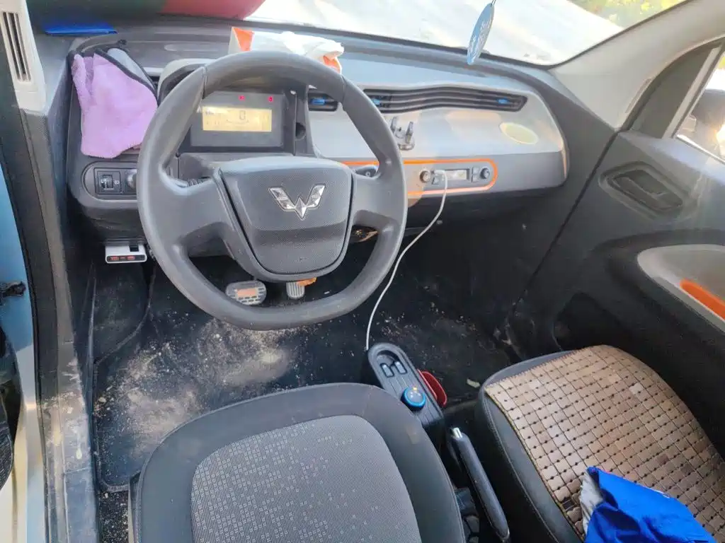 Wuling MINIEV — миниатюра 5
