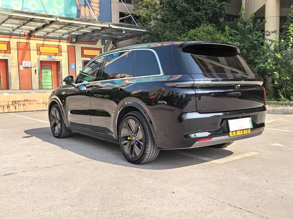 Li Auto Li L8 — миниатюра 17