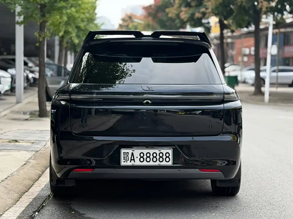 Li Auto Li L8 — миниатюра 5