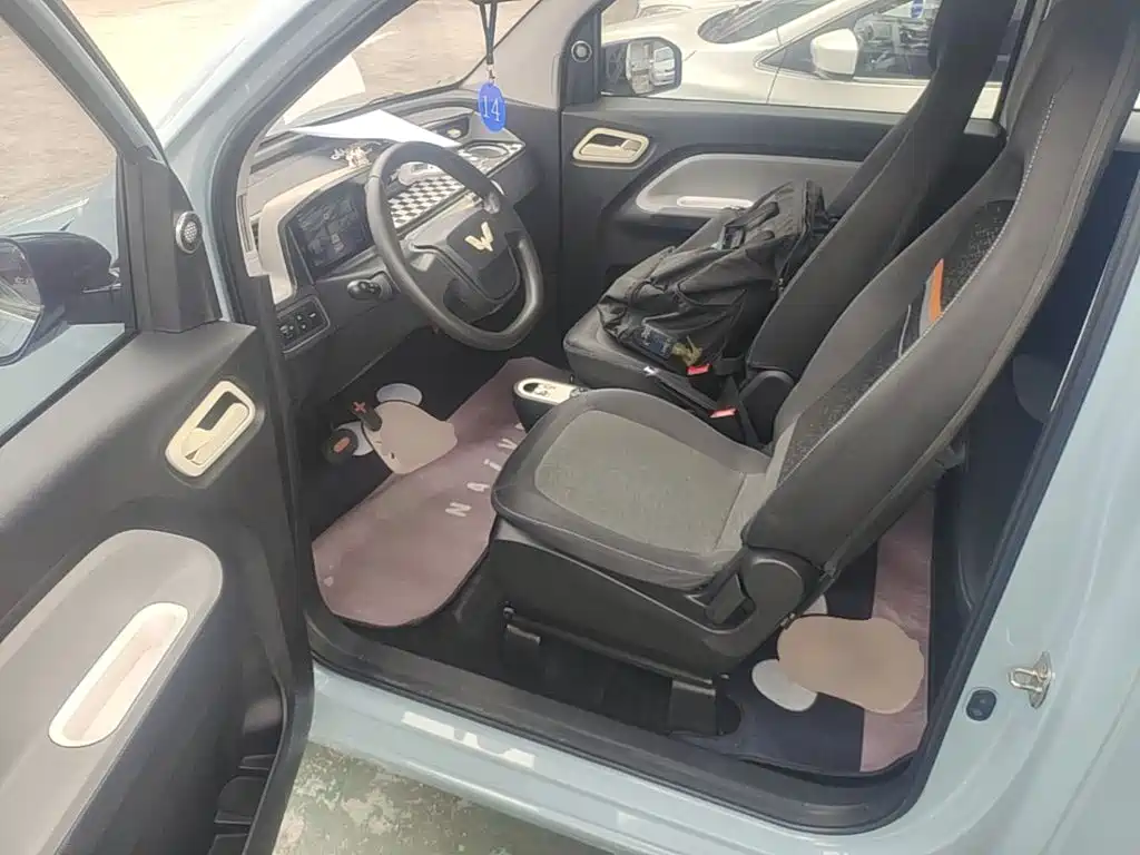 Wuling MINIEV — миниатюра 16