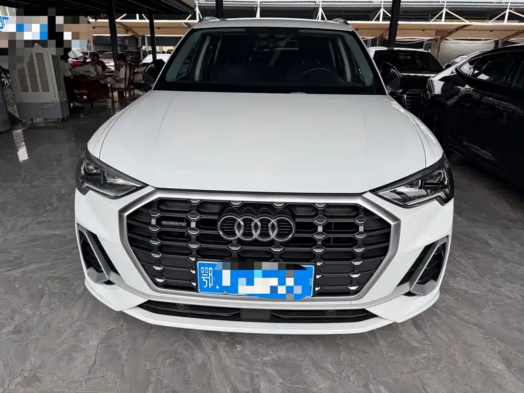 Audi Q3 — миниатюра 2