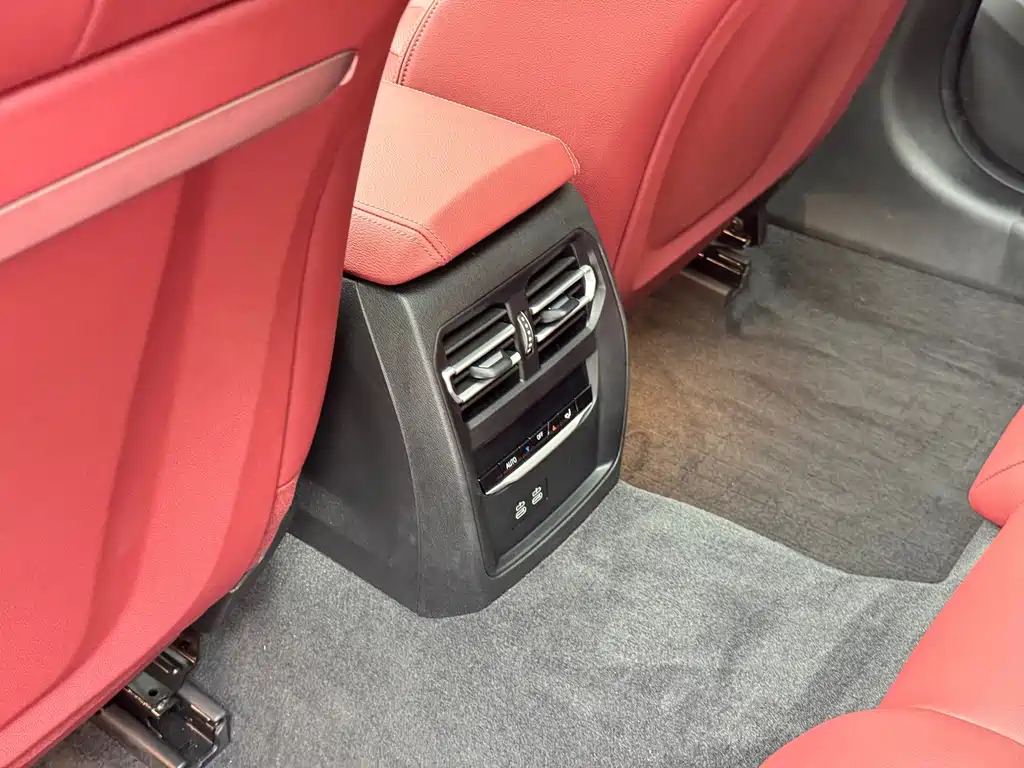 BMW 3 Series — миниатюра 16