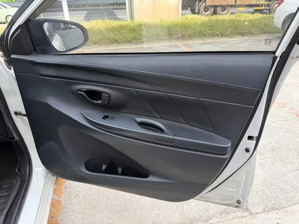 Toyota Vios — миниатюра 10