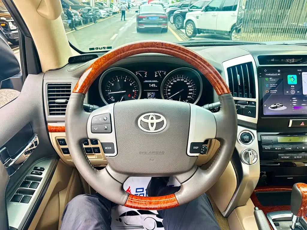 Toyota Land Cruiser — миниатюра 9