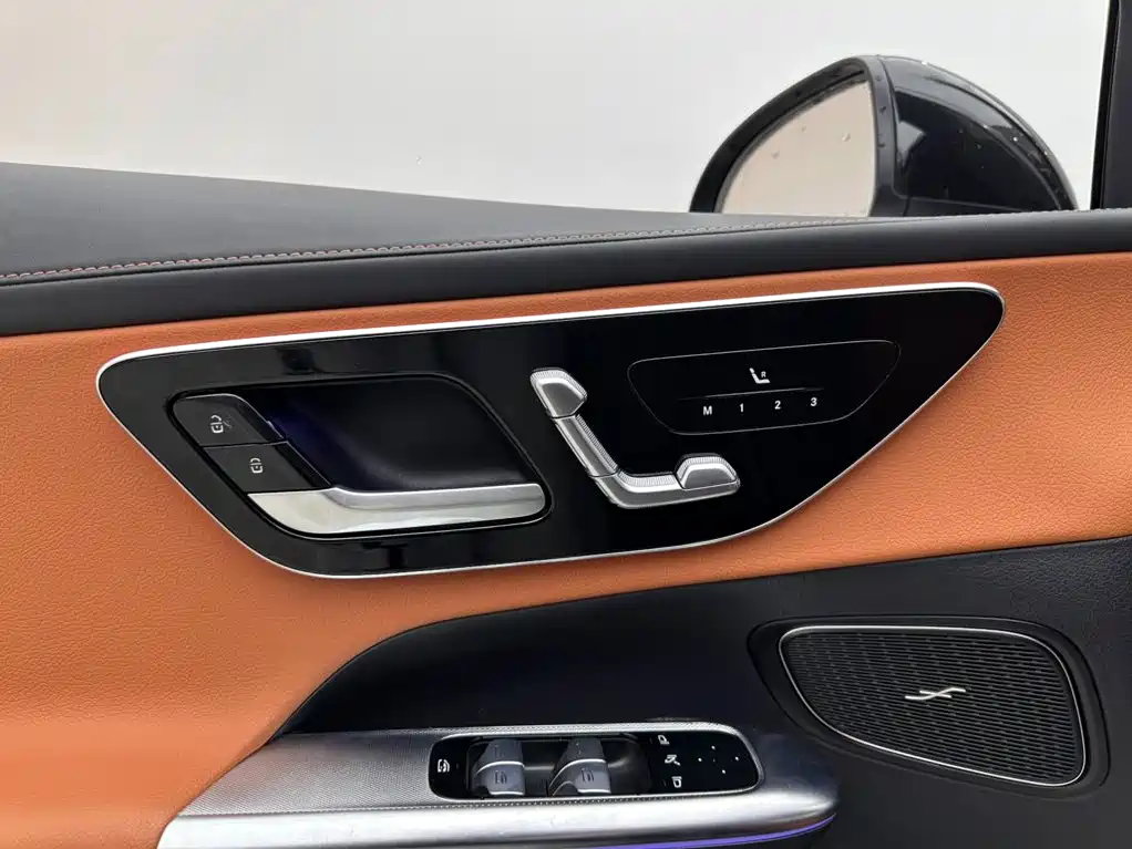 Mercedes-Benz GLC — миниатюра 15