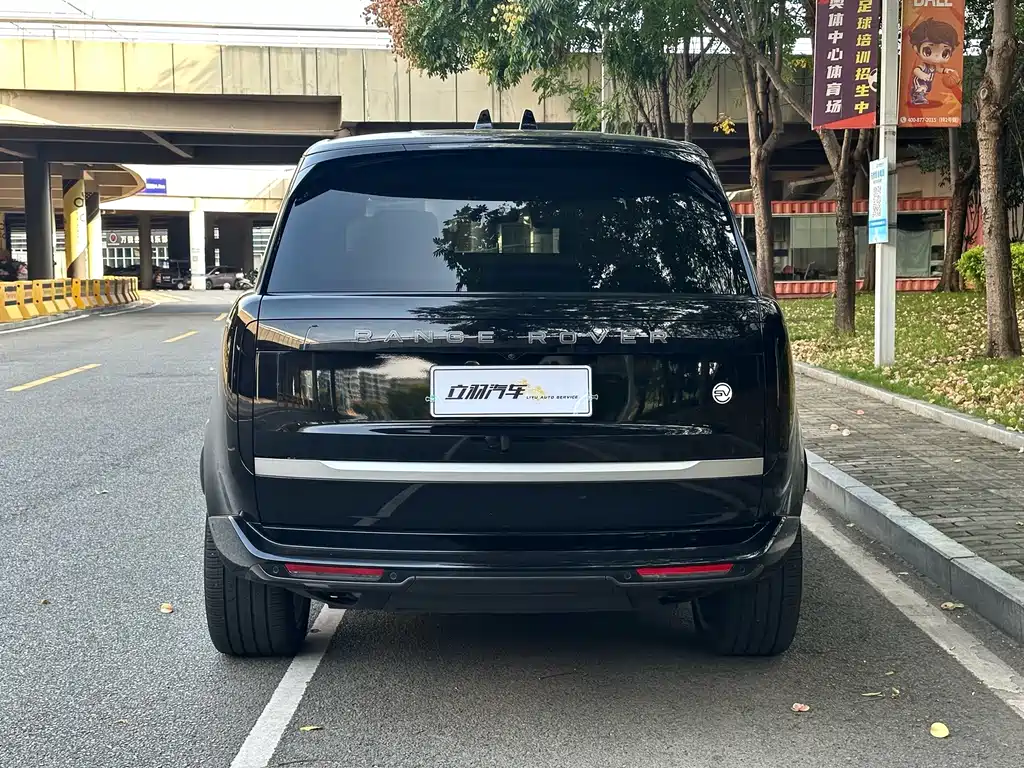 Land Rover Range Rover — миниатюра 22