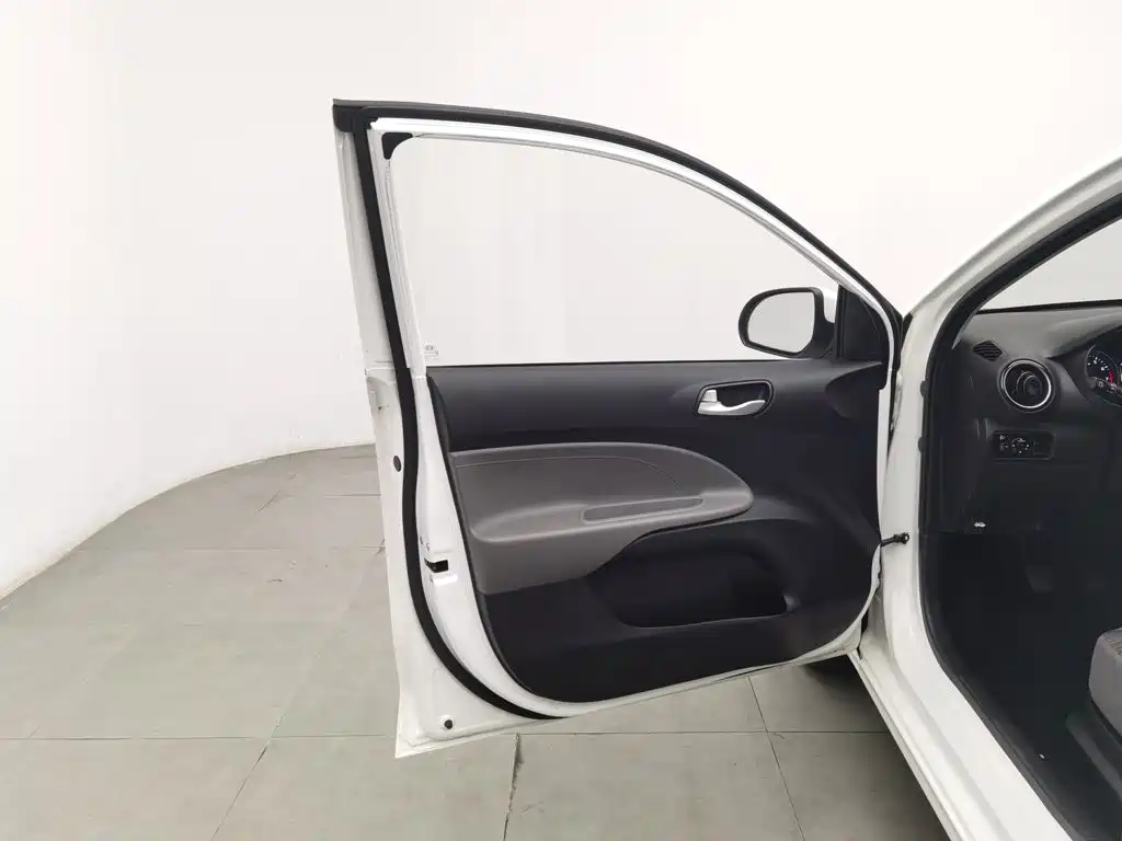 Kia Huanchi — миниатюра 8