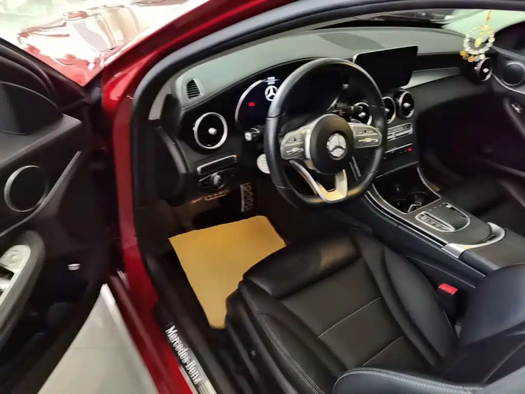 Mercedes-Benz C-Class — миниатюра 16