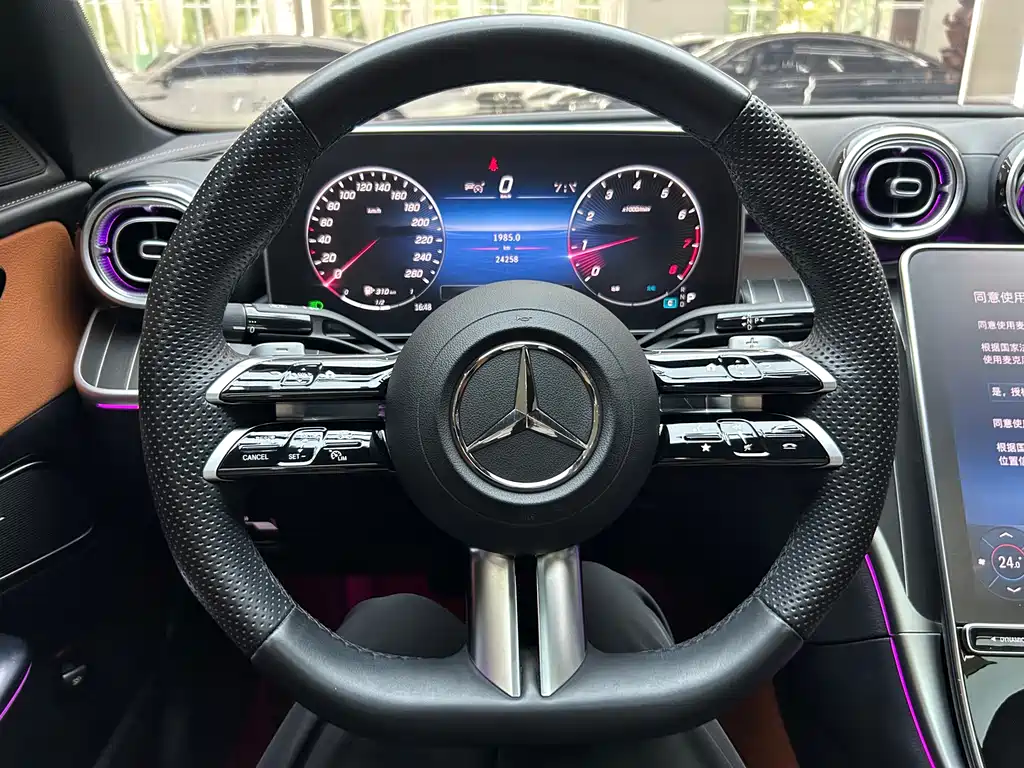 Mercedes-Benz C-Class — миниатюра 22