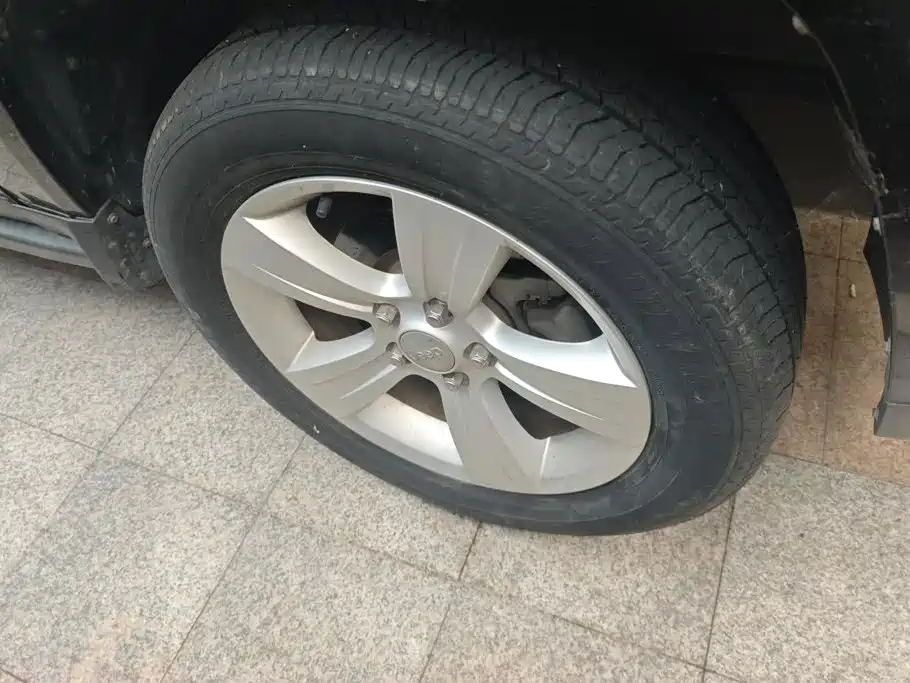 Jeep Compass (Import) — миниатюра 6