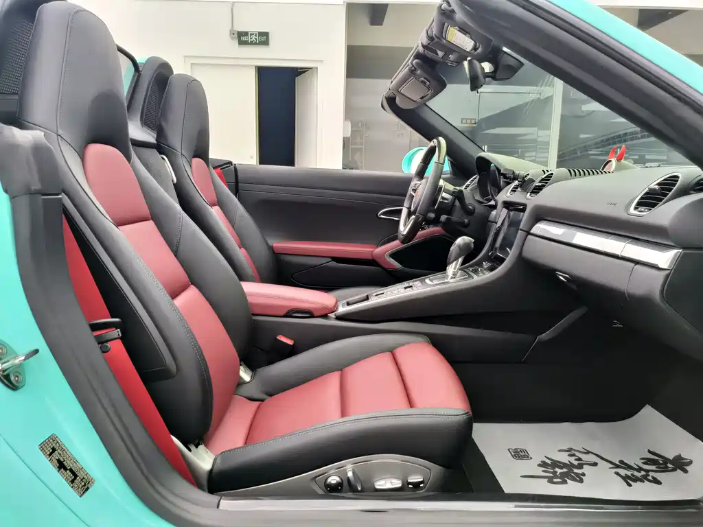 Porsche 718 2018 Boxster 2.0T