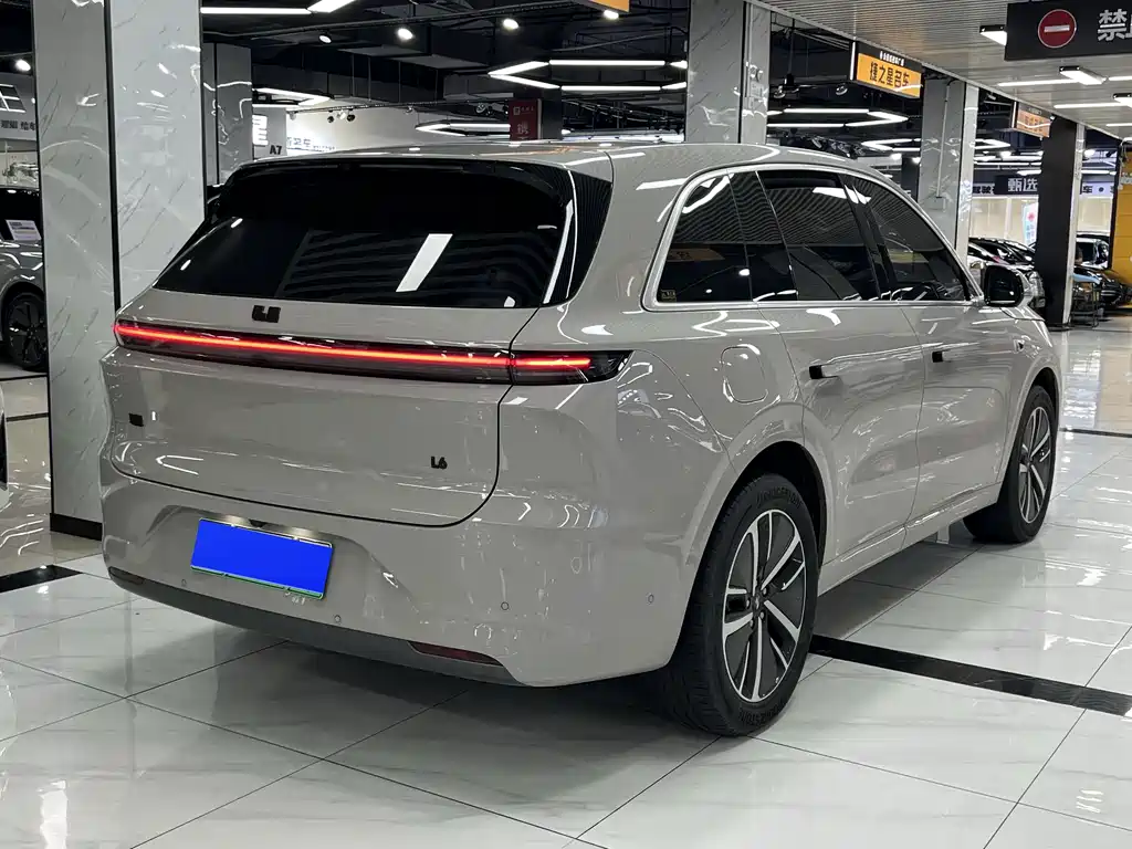 Li Auto L6 2024 Pro