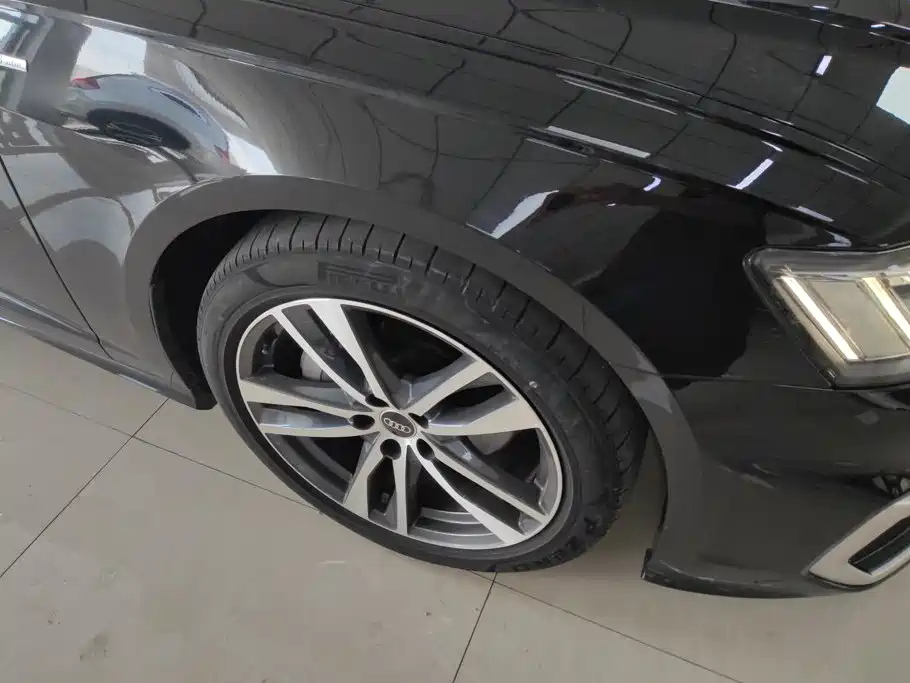 Audi A6L — миниатюра 6