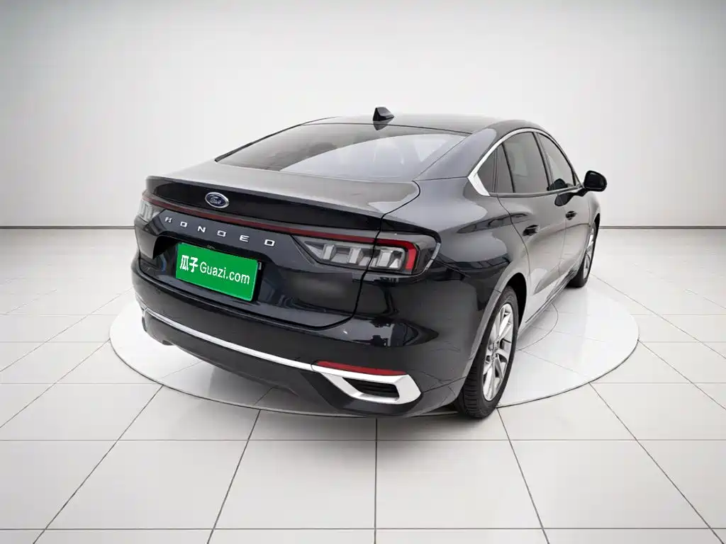 Ford Mondeo — миниатюра 4