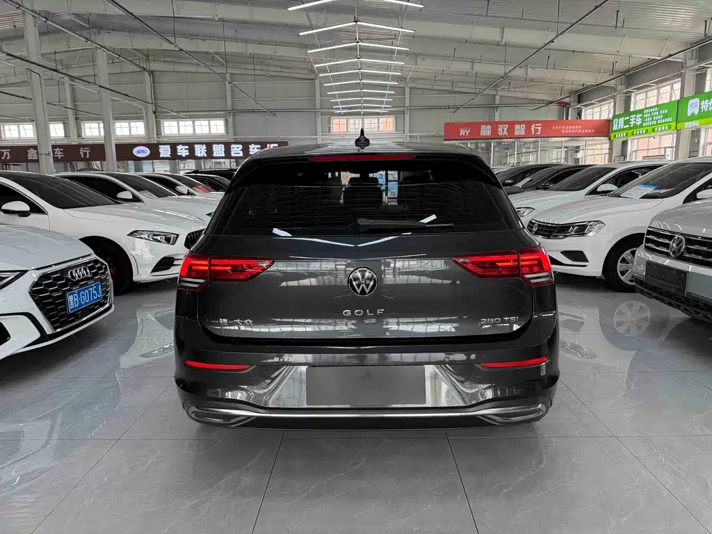 Volkswagen Golf 2021 280TSI DSG Pro