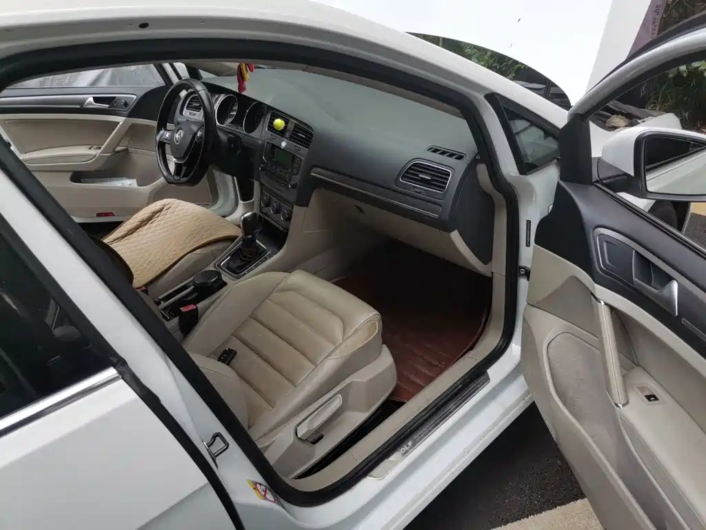 Volkswagen Golf — миниатюра 20