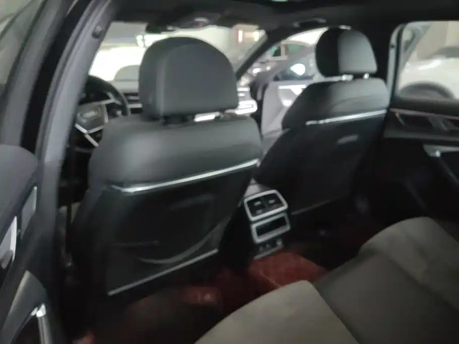 Audi A6L — миниатюра 11
