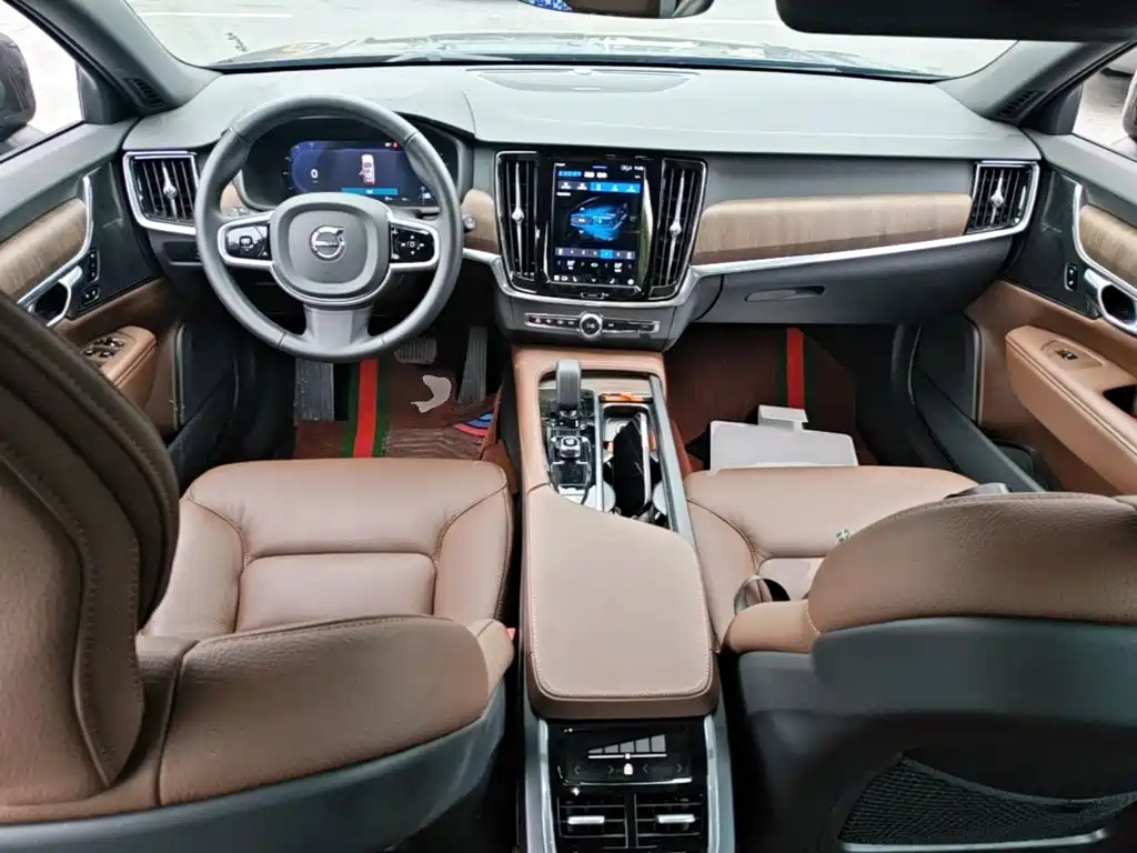 Volvo V90 — миниатюра 14