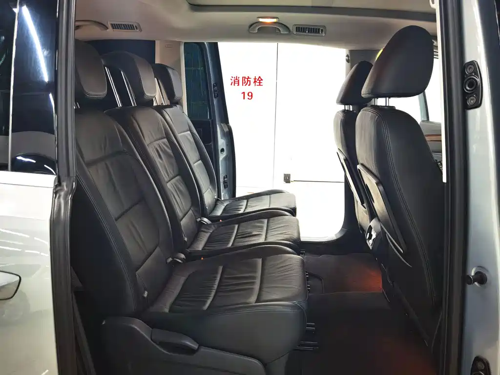 Volkswagen Sharan — миниатюра 13