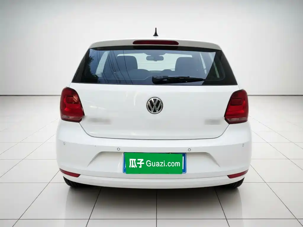 Volkswagen Polo 2014 1.4L MT Comfort