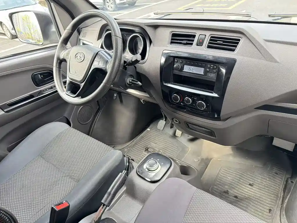 Geely Shuailing — миниатюра 5
