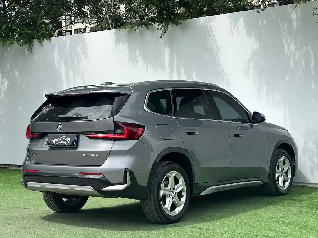 BMW X1 2023 sDrive20Li X