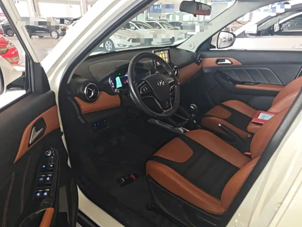 BAIC Senova X35 — миниатюра 16