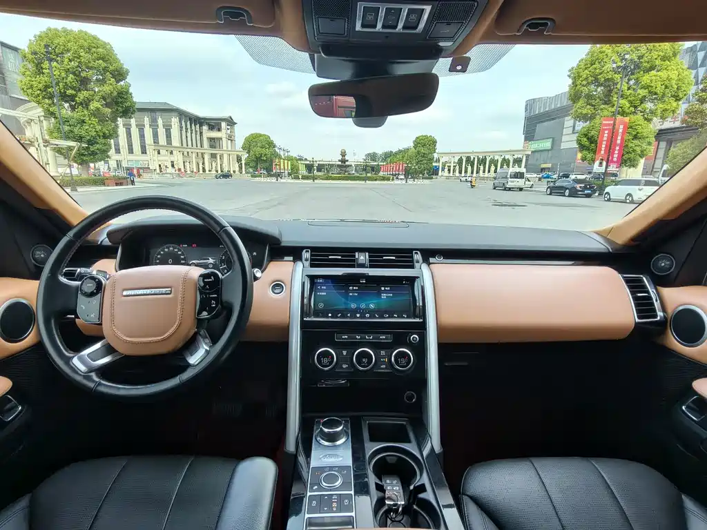Land Rover Discovery — миниатюра 12