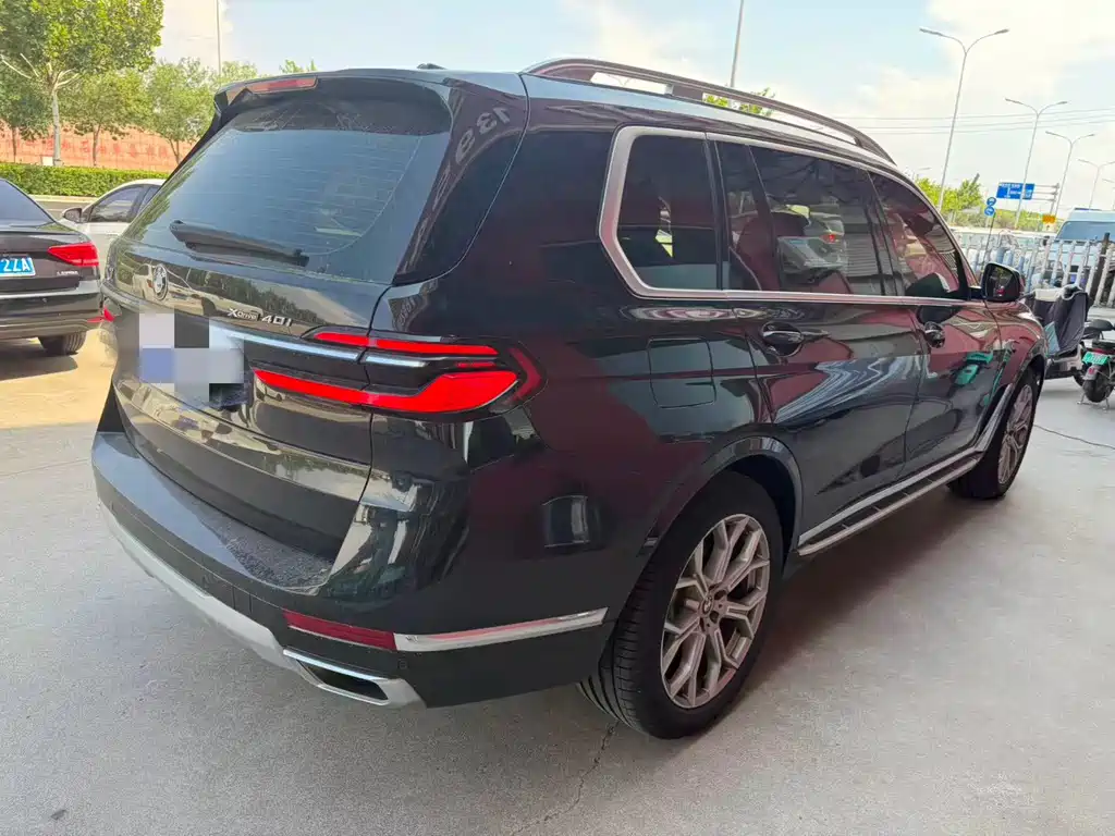 BMW X7 — миниатюра 18